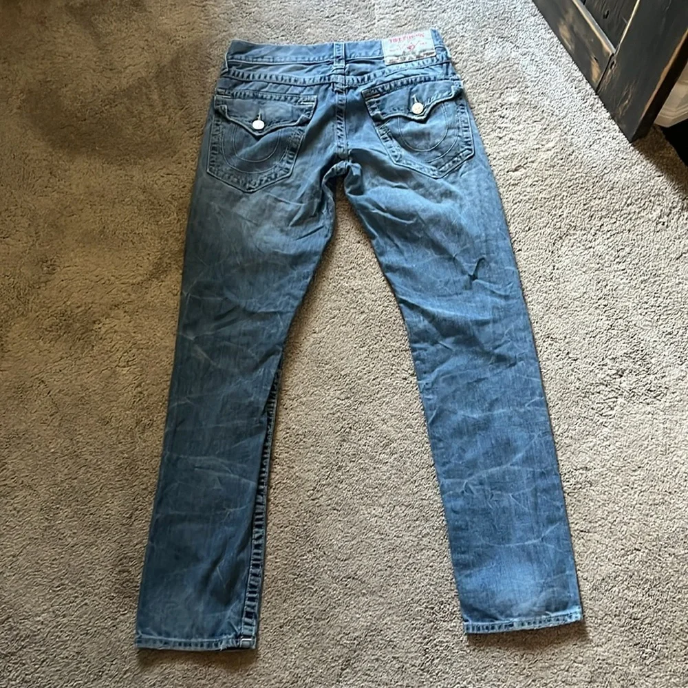 True Religion men’s size